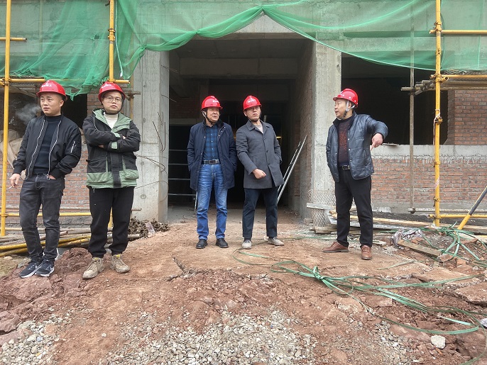 集团公司董事长一行赴在建项目调研